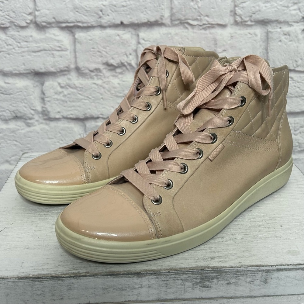 ECCO Quilted High Top Fashion Sneaker in Rose Dust - Picture 7 of 16